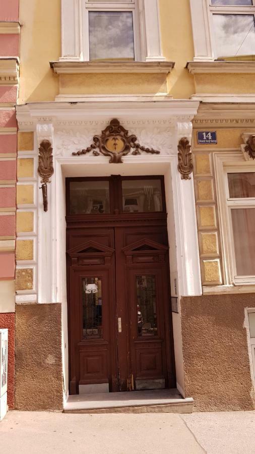 Vienna Smile Apartment Schoenbrunn Dış mekan fotoğraf